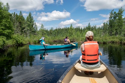 Incredible Guest Suite - Unique Off-Grid Lodging Experience with Sled Dogs in Minnesota - Grand Marais, Minnesota - glamping.directory