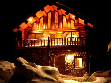 Spacious Cabin Rental on the Breckenridge Ski Resort in Breckenridge, Colorado - Breckenridge, Colorado - glamping.directory