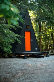 Secluded A-Frame Ideal for Special Getaways in Freeport, Maine - Freeport, Maine - glamping.directory