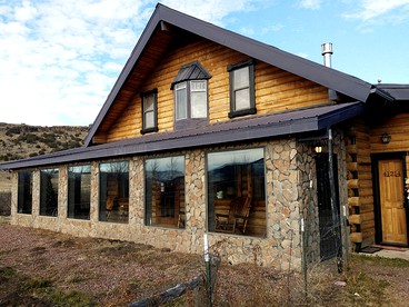 Cozy Cabin Rental with Amazing Mountain View near Gila National Forest, Arizona - glamping.directory