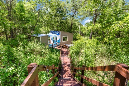 The Casa Estiva- A Restful Getaway in the Forest in Weatherford, TX - Weatherford, Texas - glamping.directory