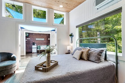 The Casa Estiva- A Restful Getaway in the Forest in Weatherford, TX - Weatherford, Texas - glamping.directory