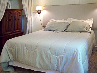Tranquil Cottage on a Ranch Stay near the Crazy Mountains in Montana - Twodot, Montana - glamping.directory