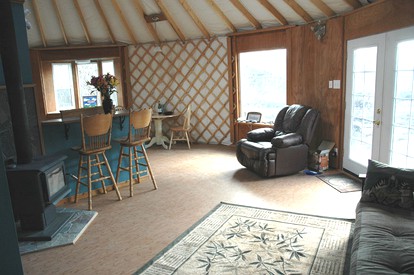 Alaskan Yurt with Amazing Views of Kachemak Bay - Homer, Alaska - glamping.directory