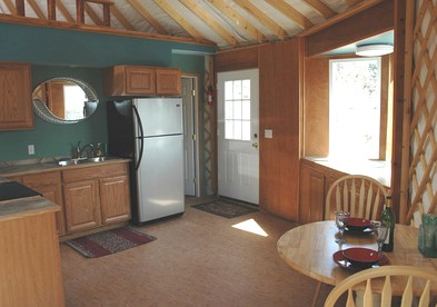 Alaskan Yurt with Amazing Views of Kachemak Bay - Homer, Alaska - glamping.directory