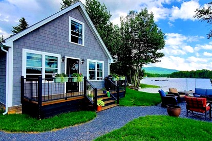 Beautiful Cottage with Lovely Outdoor Living with Views in Maine - glamping.directory