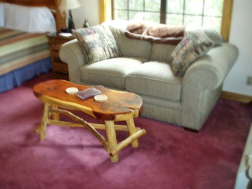 Charming Couples' Suite Rental with Jacuzzi for Getaway to Ozarks near Eureka Springs, Arkansas - Eureka Springs, Arkansas - glamping.directory