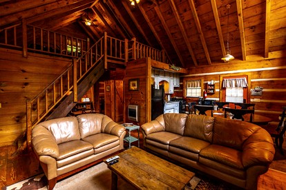 Snug and Cozy Cabin Rental with a Hot Tub near Copperhill for a Relaxing Vacation in Tennessee - Copperhill, Tennessee - glamping.directory