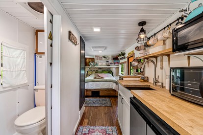 Gorgeous Caravan Glamping Escape for Four in Dover, Ohio - Dover, Ohio - glamping.directory