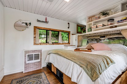 Gorgeous Caravan Glamping Escape for Four in Dover, Ohio - Dover, Ohio - glamping.directory