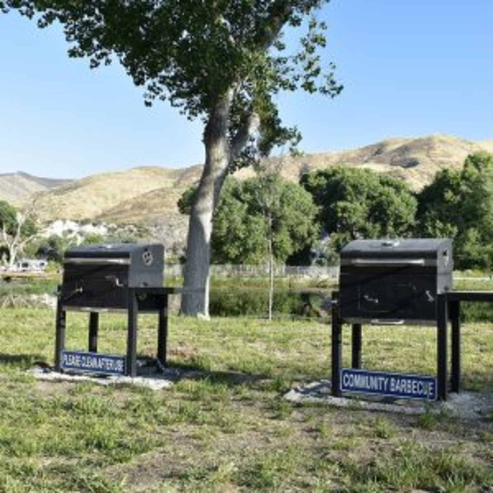 Cali Lake RV Resort - Santa Clarita, California - glamping.directory