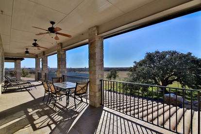 Luxurious Villa Rental for a Group Getaway near Abilene, Texas - Lawn, Texas - glamping.directory