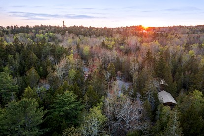 Luxury Glamping Safari Tent on Mount Desert Island, Perfect for a Weekend Getaway - Bar Harbor, Maine - glamping.directory