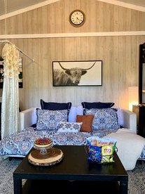 Modern Treehouse Rental with Pool for Glamping in Florida - Palm Beach Gardens, Florida - glamping.directory