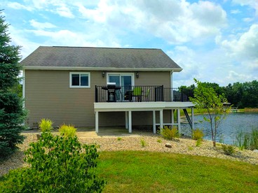 Charming Waterfront Cottage with Fishing and Kayaking near Salamonie River State Forest, Indiana - glamping.directory