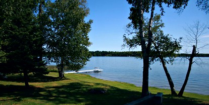 Family-Friendly Cabin Retreat on the Shores of Pokegama Lake, Minnesota - Cohasset, Minnesota - glamping.directory