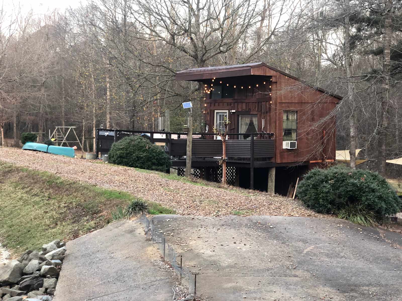 Fishers Pond at the Treehouse - glamping.directory
