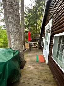 Romantic Cottage Retreat for Couples near Lincolnville, Maine - Lincolnville, Maine - glamping.directory