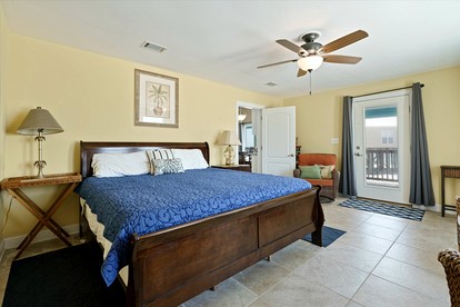 Breathtaking Oceanfront Beach House in Dauphin Island, Alabama - Dauphin Island, Alabama - glamping.directory