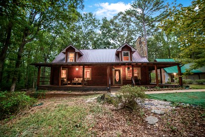 Peaceful Luxurious Cabin with Barrel Sauna, Hot Tub, and Fire Pit for an Amazing Relaxing Getaway in Nature in McDonough, Georgia - glamping.directory