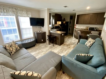 Unique Cottage Close to Fantastic Hiking Trails in Dunnellon, Florida - Dunnellon, Florida - glamping.directory