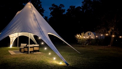 Luxury Highland Cow Glamping in Cozy Covered Wagon with Peaceful Farm Retreat in Melrose, Florida - Melrose, Florida - glamping.directory