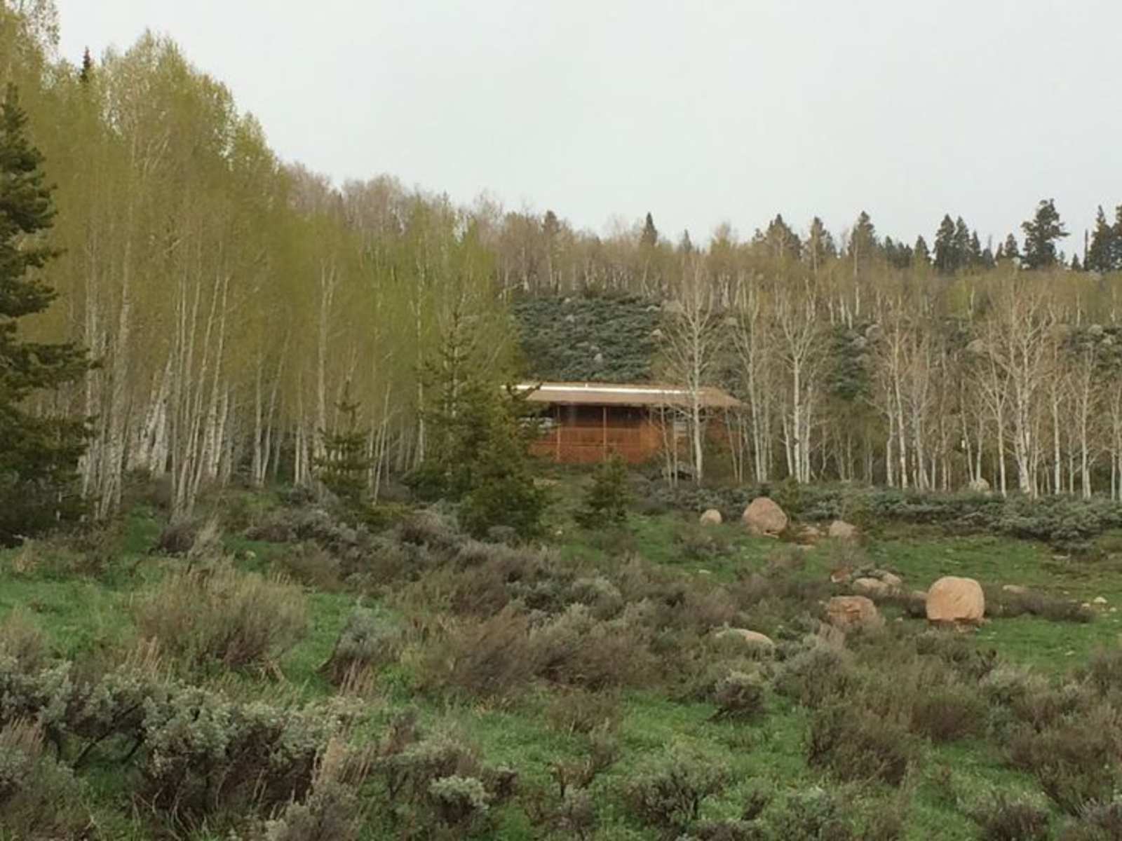 22 West Cabins & Recreation - Walden, Colorado - glamping.directory