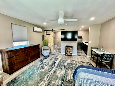Charming Tiny Home Retreat Near Forest Trails & River Access in Calico Rock, Arkansas - Calico Rock, Arkansas - glamping.directory