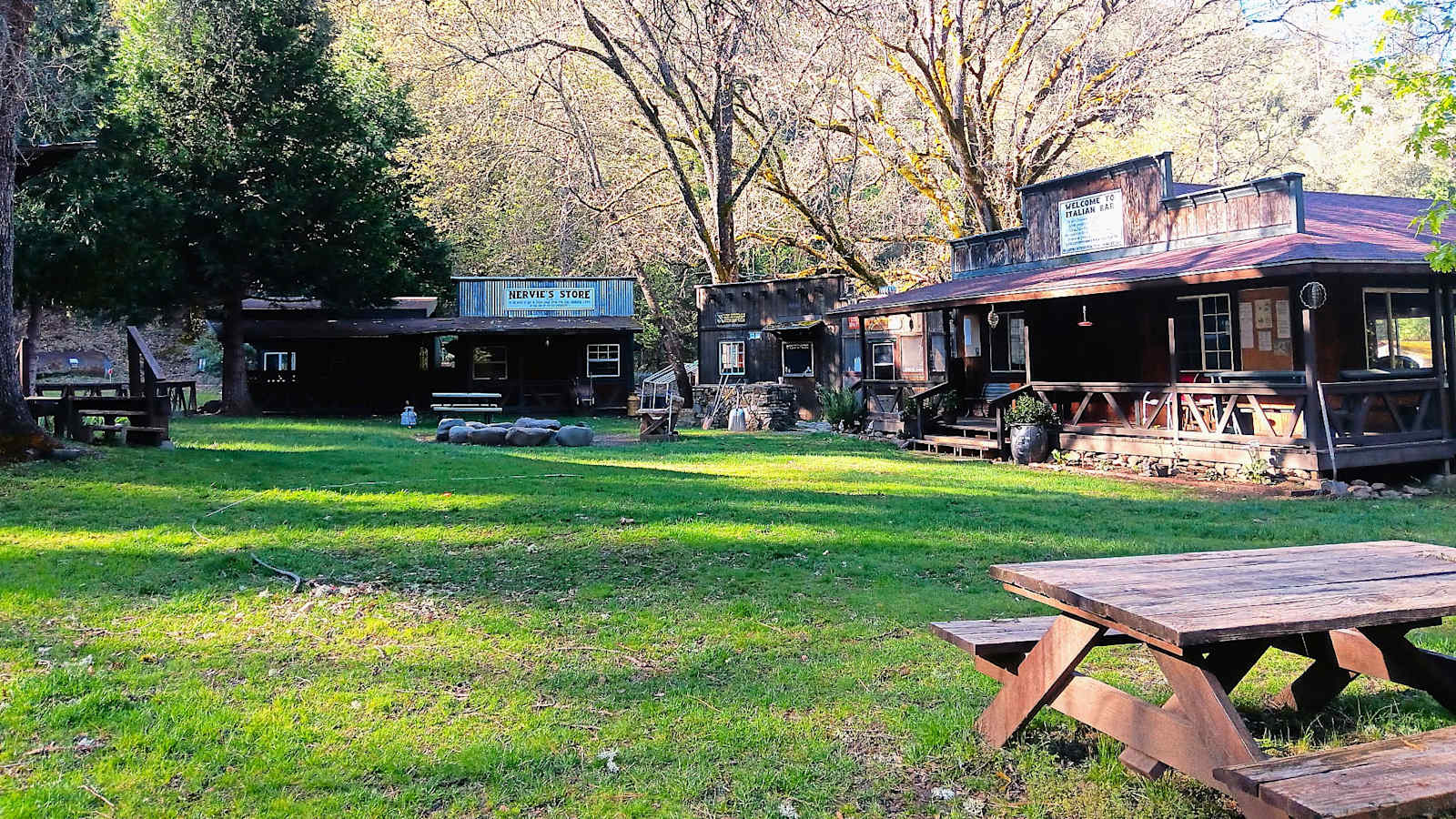 LDMA Italian Bar - glamping.directory