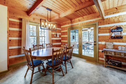 Lovely Glamping Getaways in this Comfortable Cabin Rental in Tennessee - Sevierville, Tennessee - glamping.directory