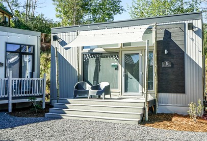 Contemporary Mesa Accommodation Ideal for Glamping in Colorado - glamping.directory