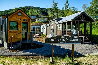 Contemporary Mesa Accommodation Ideal for Glamping in Colorado - Mesa, Colorado - glamping.directory