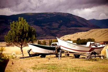 Remote Six-Bedroom Lodge for Rent near the Chico Hot Springs, Montana - Livingston, Montana - glamping.directory