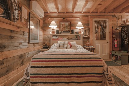 Cozy Log Cabin with an Indoor Fireplace Located on 70 Forested Acres in Leicester, Vermont - Leicester, Vermont - glamping.directory