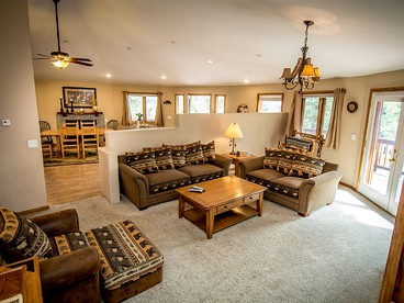 Unique Tree House-Style Cabin Rental with a Luxury Hot Tub in Pagosa Springs, Colorado - Pagosa Springs, Colorado - glamping.directory