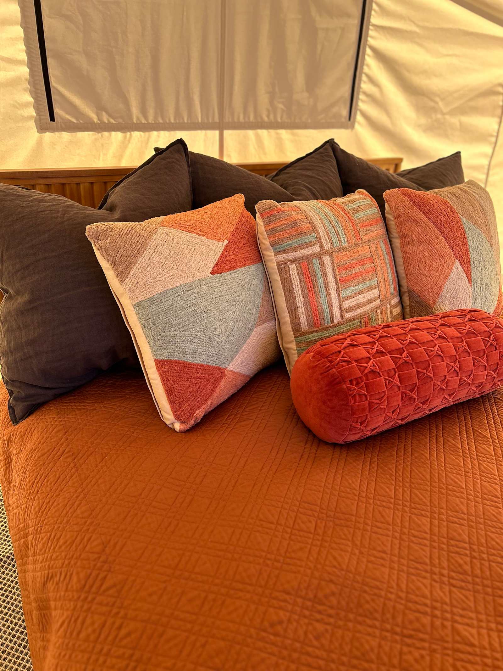 Moonshadow Flat Glamping Tents - Penn Valley, California - glamping.directory