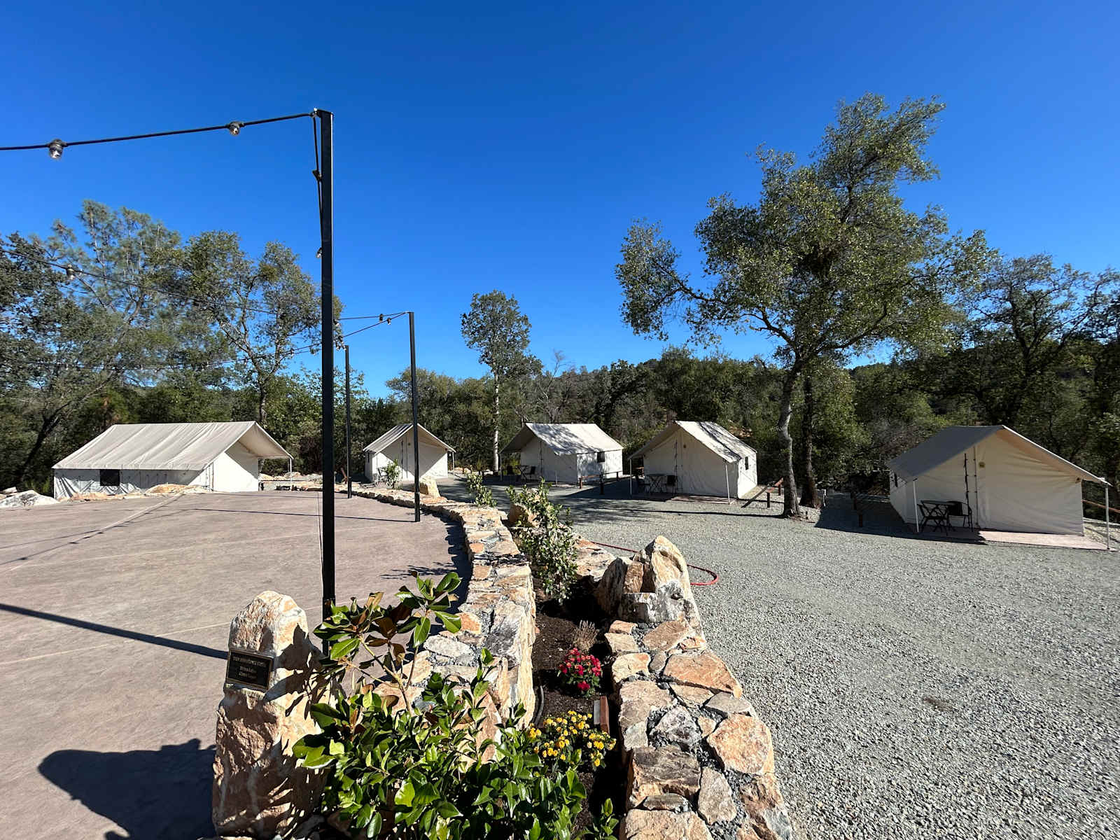Moonshadow Flat Glamping Tents - Penn Valley, California - glamping.directory