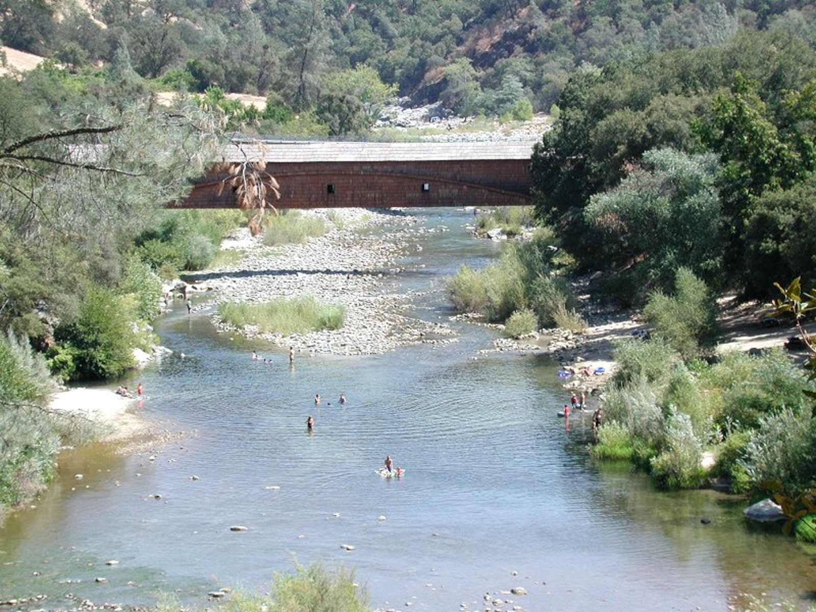 Moonshadow Flat Glamping Tents - Penn Valley, California - glamping.directory
