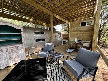 Cozy Tiny Cabin with Rustic Charm near Mineral Wells, Texas - Mineral Wells, Texas - glamping.directory