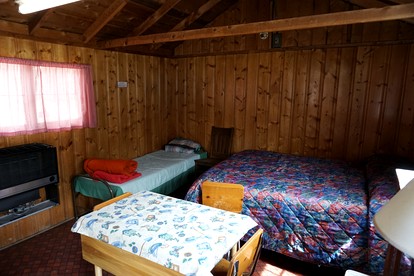 Simple Mountain Cabin for a Rustic Mountain Retreat near Well Gulch Nature Trail, CO - Bellvue, Colorado - glamping.directory