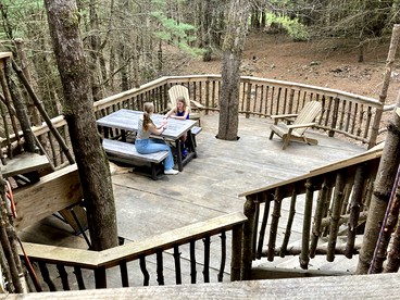 Eco-Friendly, Abstract Treehouse Surrounded by Wildlife and Hiking Trails For a Special Getaway in Sparrow Bush, New York - Sparrow Bush, New York - glamping.directory