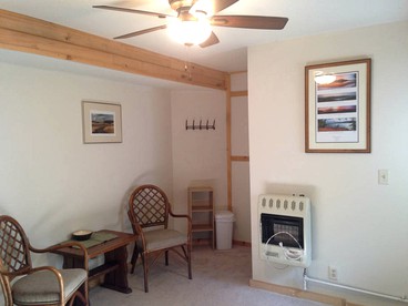 Secluded Cottage Rental in the Woods in Stony Creek, New York - Stony Creek, New York - glamping.directory