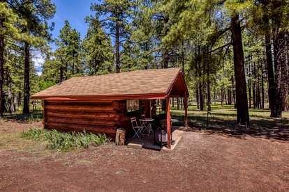 Simple and Historic Fishing Log Cabin for a Rustic Retreat to Northern Arizona - Parks, Arizona - glamping.directory