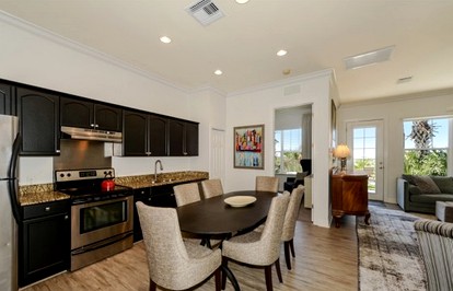 Historic Seafront Cottage with Gorgeous Gulf Views in Indian Rocks Beach, Florida - Indian Rocks Beach, Florida - glamping.directory