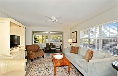 Historic Seafront Cottage with Gorgeous Gulf Views in Indian Rocks Beach, Florida - Indian Rocks Beach, Florida - glamping.directory