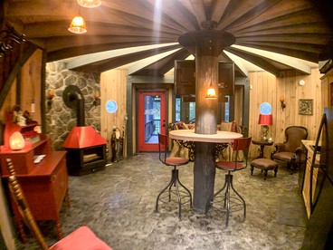 Unique Hobbit House Accommodation with a Private Hot Tub in Shenandoah, Virginia - Shenandoah , Virginia - glamping.directory