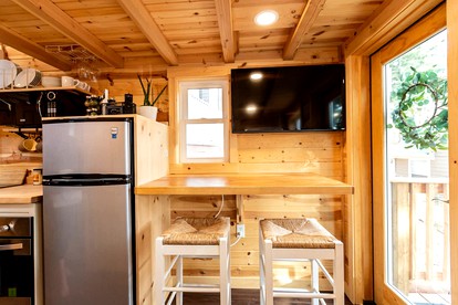Boutique Tiny Home Hot Tub & Pikes Peak Views, Colorado Springs, CO - Woodland Park, Colorado - glamping.directory