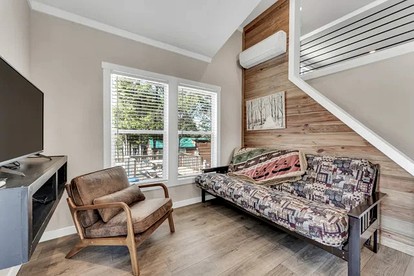 Chic Cabin Stay with Loft, Pool Access & Outdoor Fire Pit in Branson, Missouri - Branson, Missouri - glamping.directory