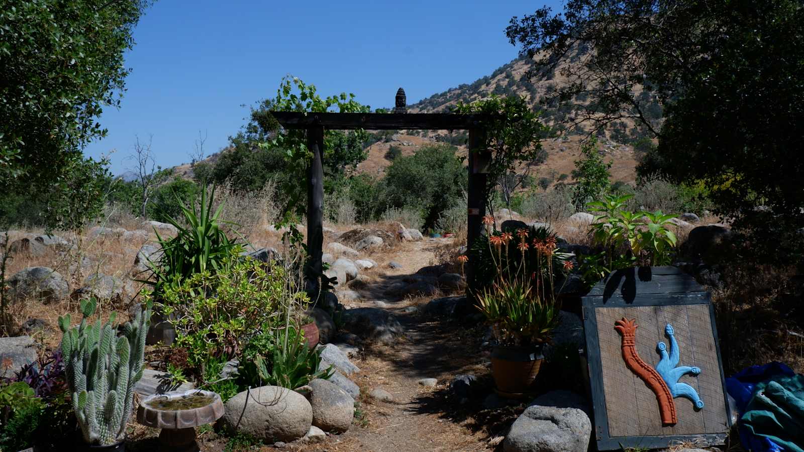 Private Sanctuary on the Tule River - Springville, California - glamping.directory