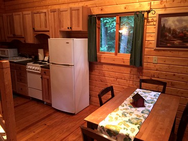 Charming Cabin Rental Surrounded by Three Wooded Acres next to the Shenandoah River, Victoria - Luray, Virginia - glamping.directory
